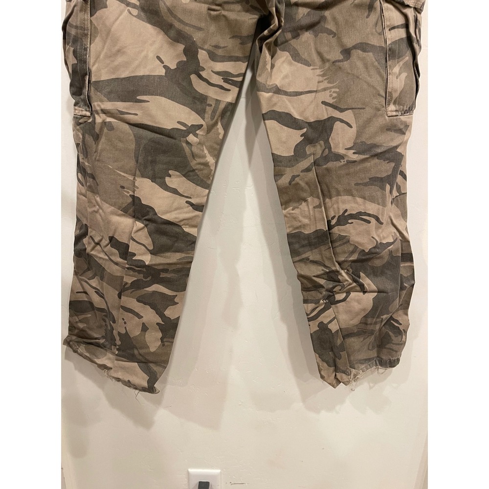 Wrangler Mens‎ Camo Cargo Pants Brown Tan Relaxed Fit Straight Leg 34 Waist - Picture 2 of 11